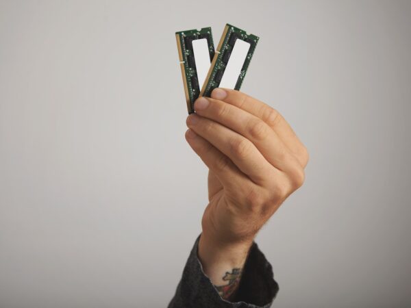 Expansão de Memória: como a memória RAM 16GB pode turbinar seu PC