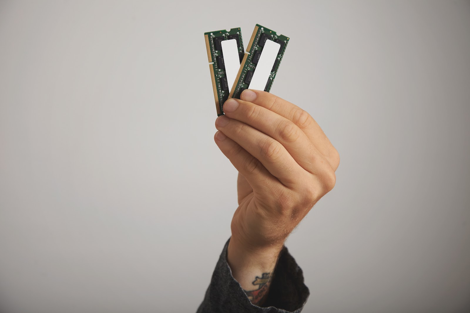 Expansão de Memória: como a memória RAM 16GB pode turbinar seu PC