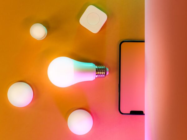 Iluminação inteligente com Smarteck: reinventando sua casa com conforto