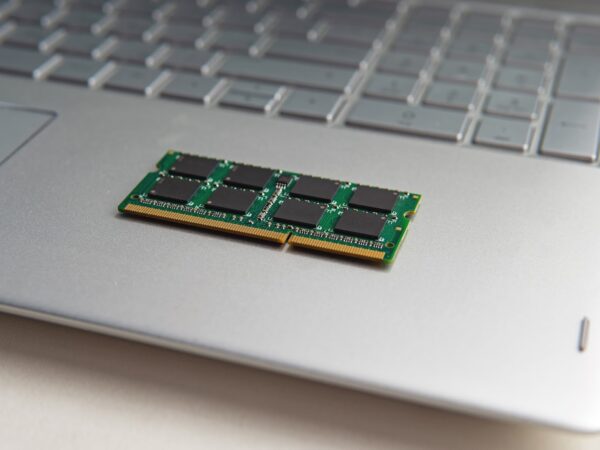 Harmonizando funcionalidade e inovação com memória RAM para notebook